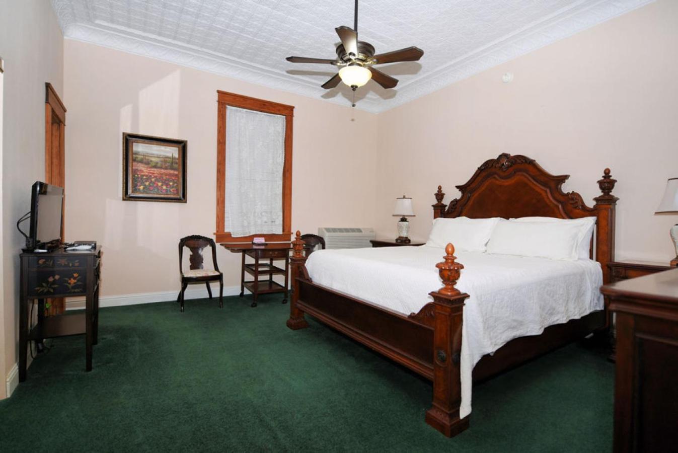 The Eastland Historic Hotel- Imperial Room Экстерьер фото